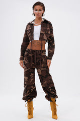 CANT SEE ME BROWN CAMO CROPPED BUTTON DOWN