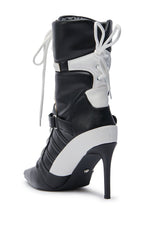 AZALEA WANG CHAUSIKU BLACK SPORTY BOOTIE