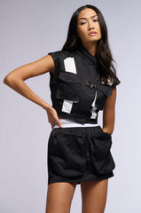 ALWAYS IN COMMAND SATIN EFFECT ELASTIC BAND MINI SKIRT