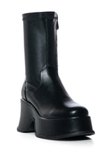 AZALEA WAND MIMMA BLACK FUTURISTIC BOOTIE