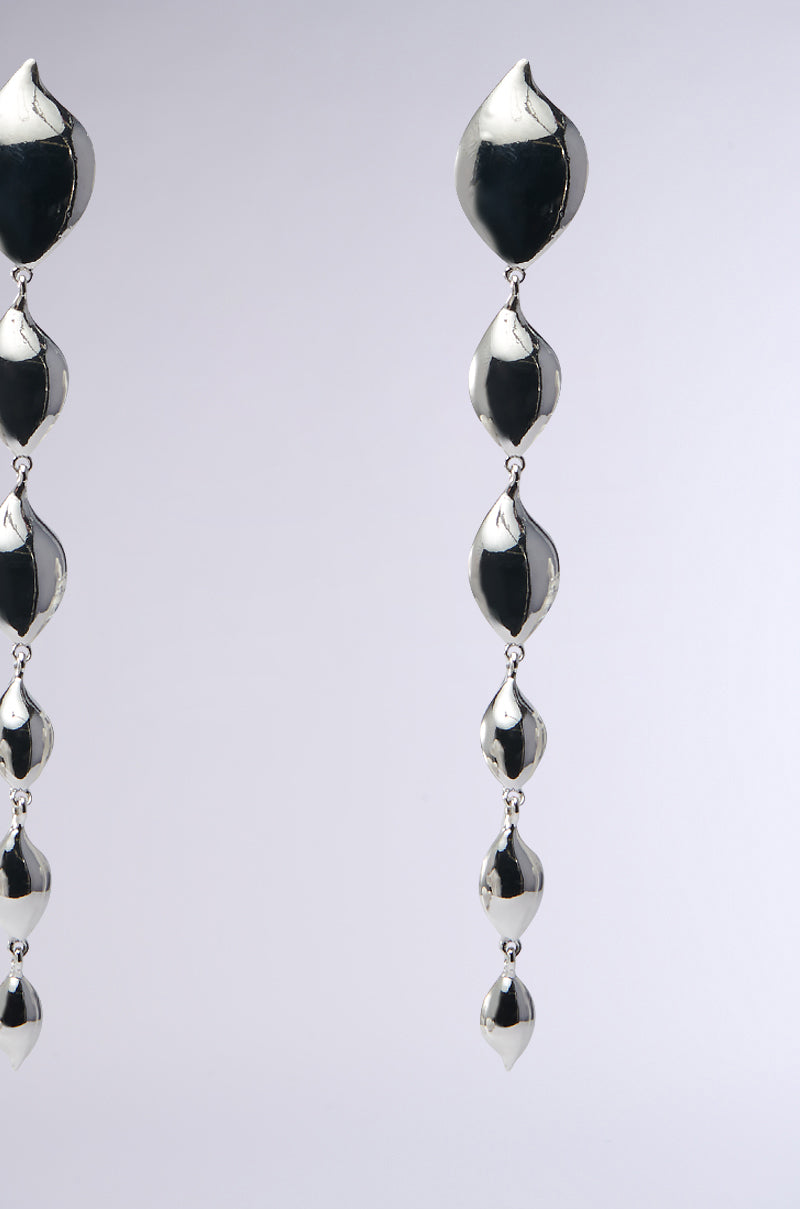 DRIPPIN EARRING
