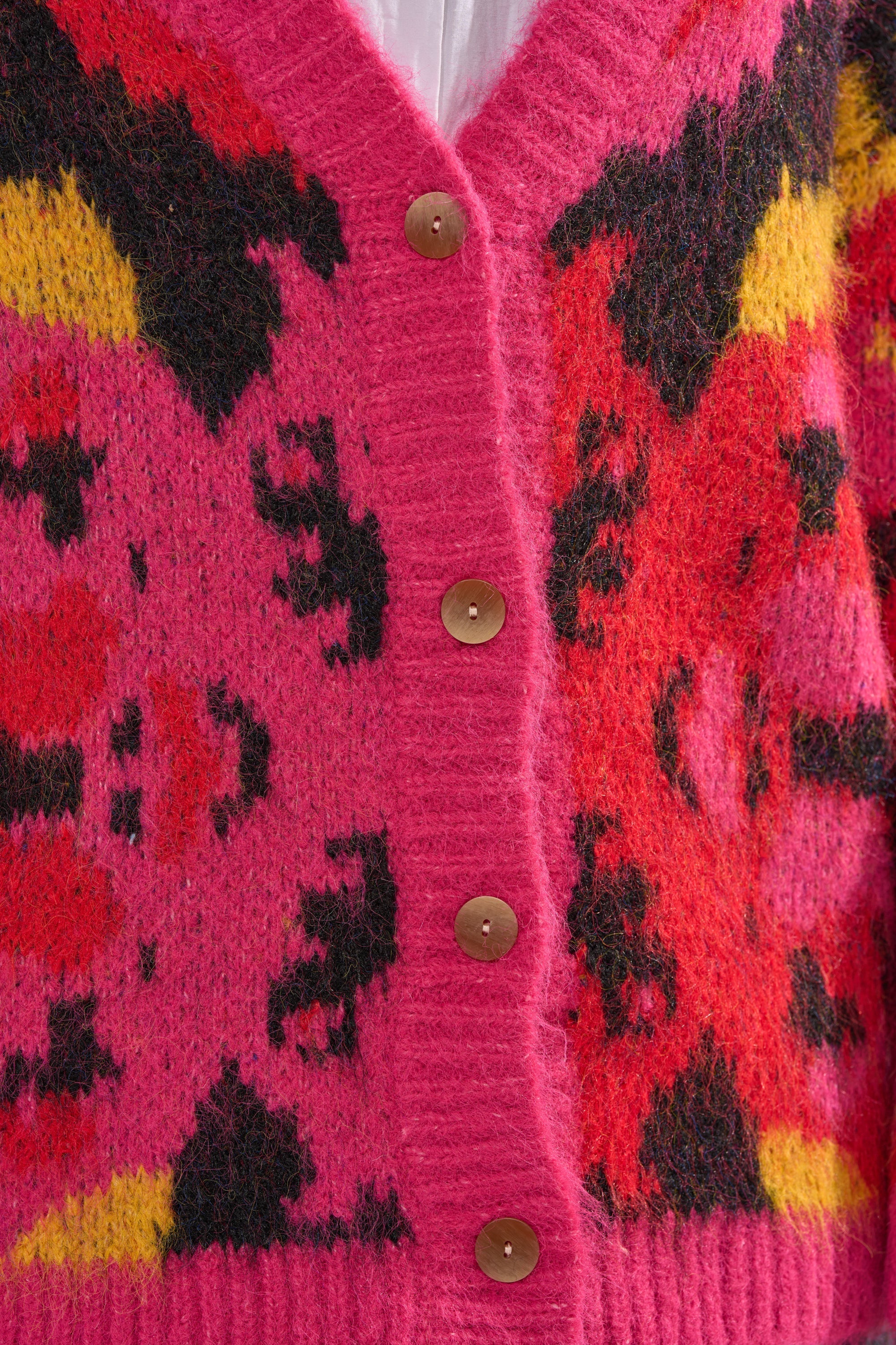 COZY VIBES CARDIGAN