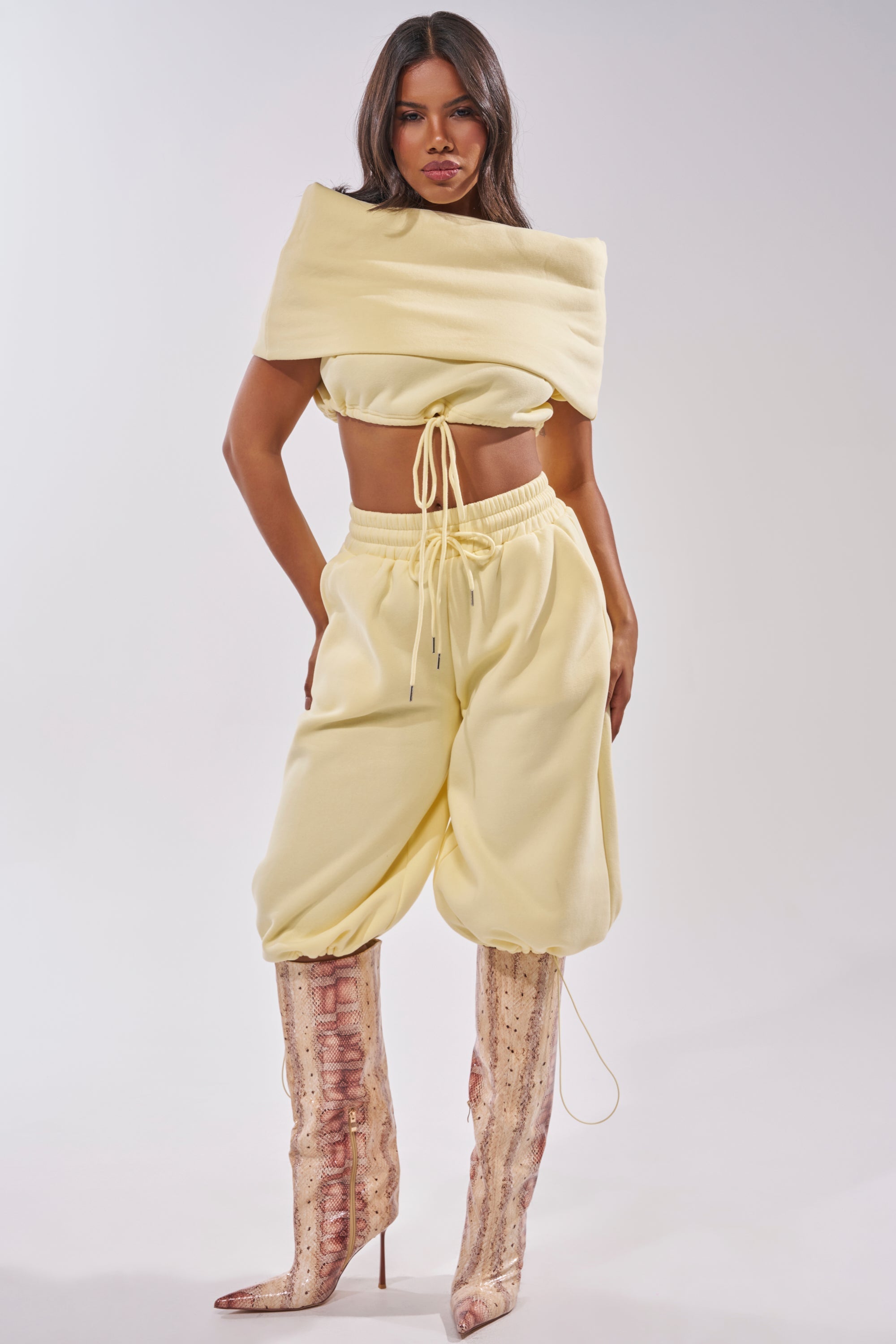 BABY PLEASE SHORT