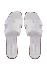 AZALEA WANG HOWDY WHITE FLAT SANDAL